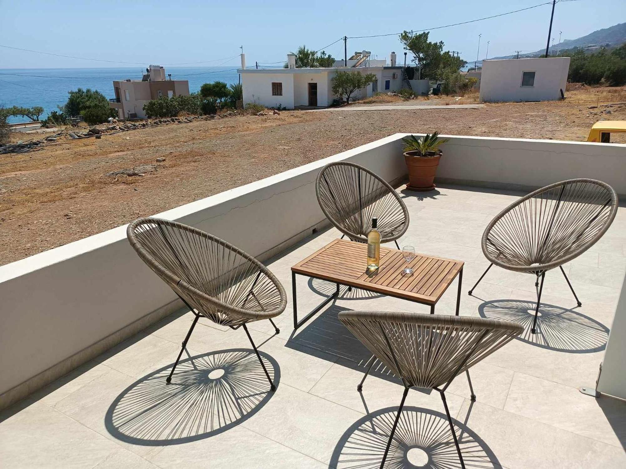 Vila Sea View Pine House Makrýgialos Exteriér fotografie
